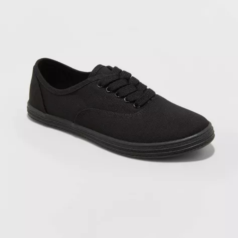 UNIVERSAL THREAD black ked sneaker NWOT Size 10